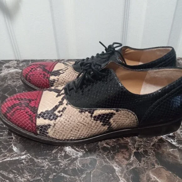 Marc Jacobs Oxfords size 8 - Picture 8 of 8